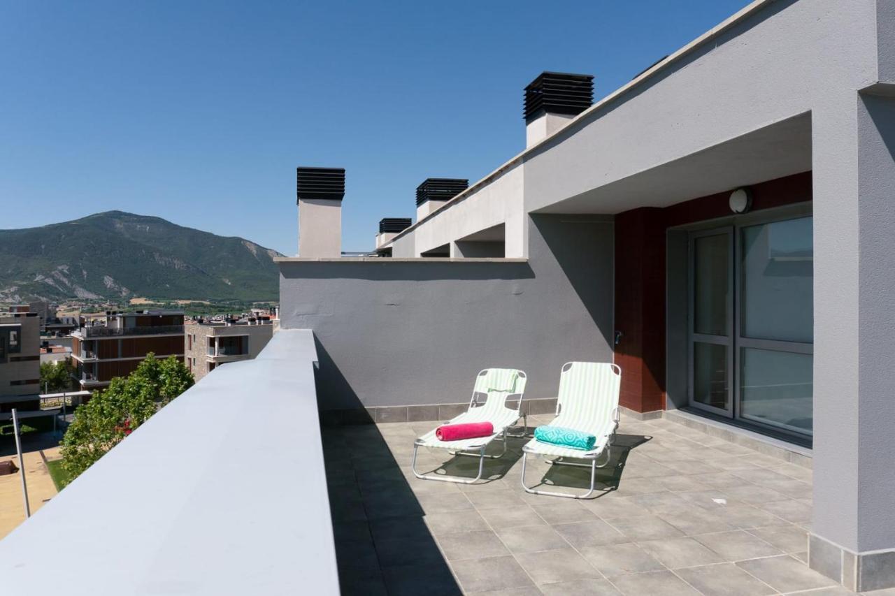 Apartamento Las Margas Golf Pirineo Aragones Sabinanigo Exterior photo