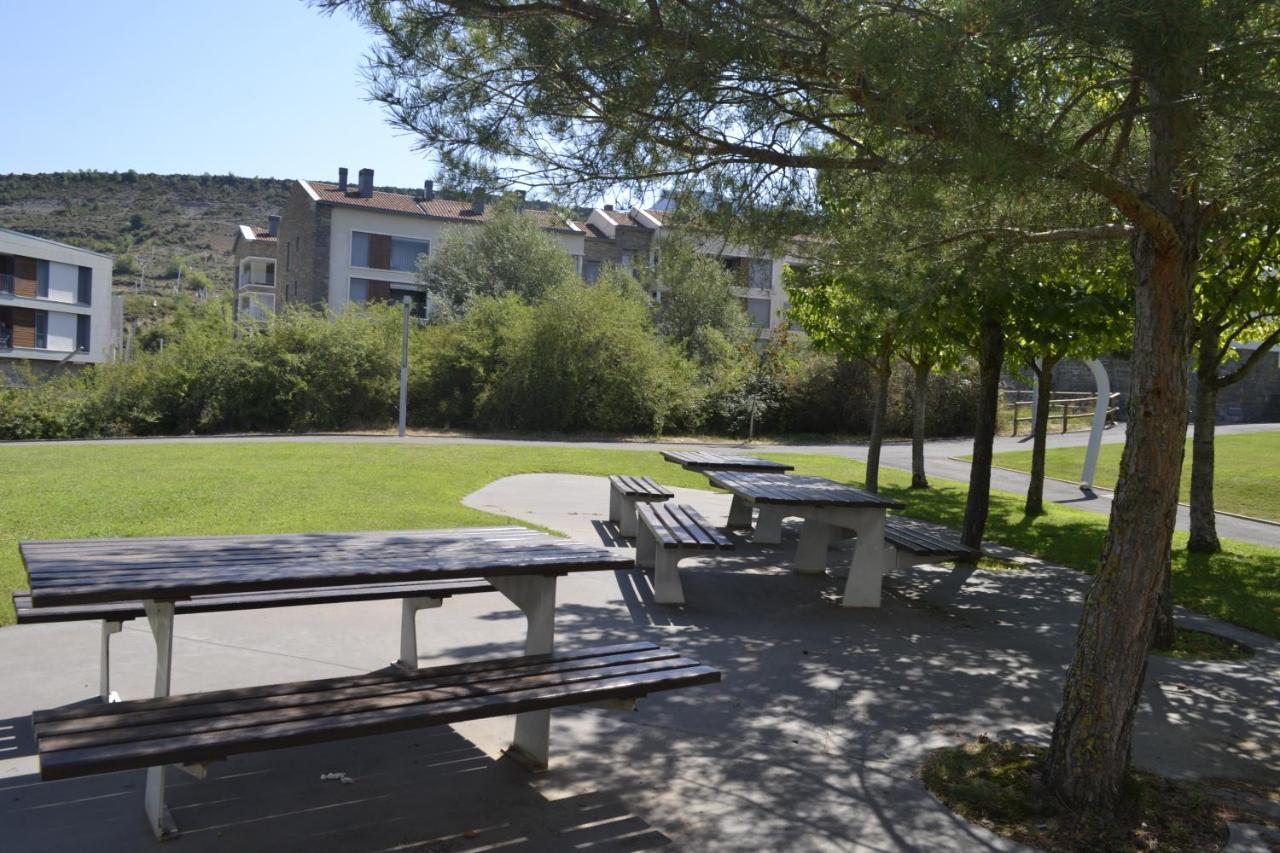 Apartamento Las Margas Golf Pirineo Aragones Sabinanigo Exterior photo