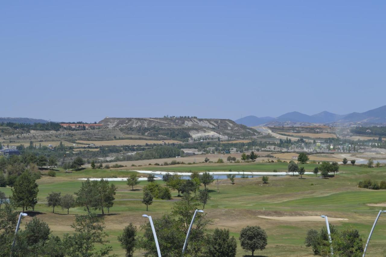 Apartamento Las Margas Golf Pirineo Aragones Sabinanigo Exterior photo