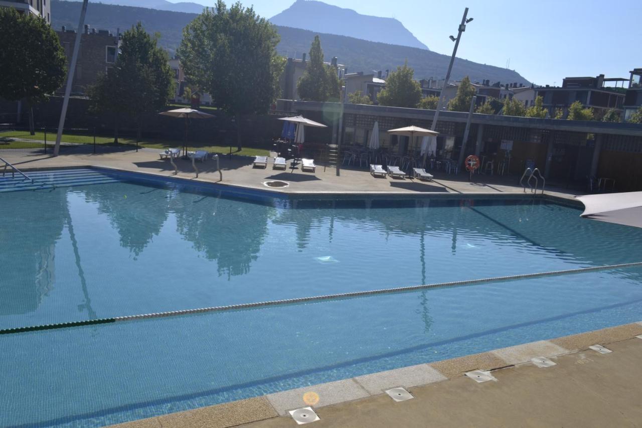 Apartamento Las Margas Golf Pirineo Aragones Sabinanigo Exterior photo